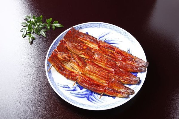 画像1: うなぎ蒲焼　大 (1)